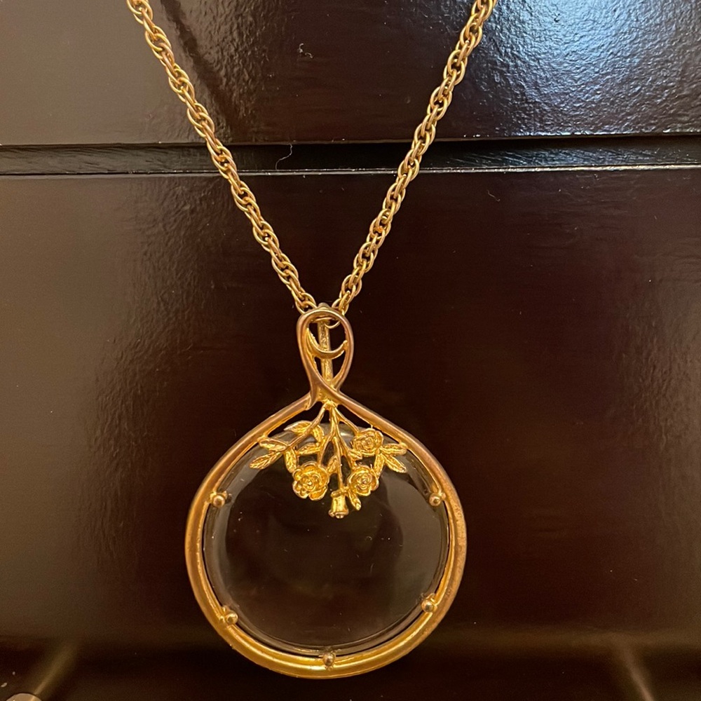 Vintage magnifying glass necklace
